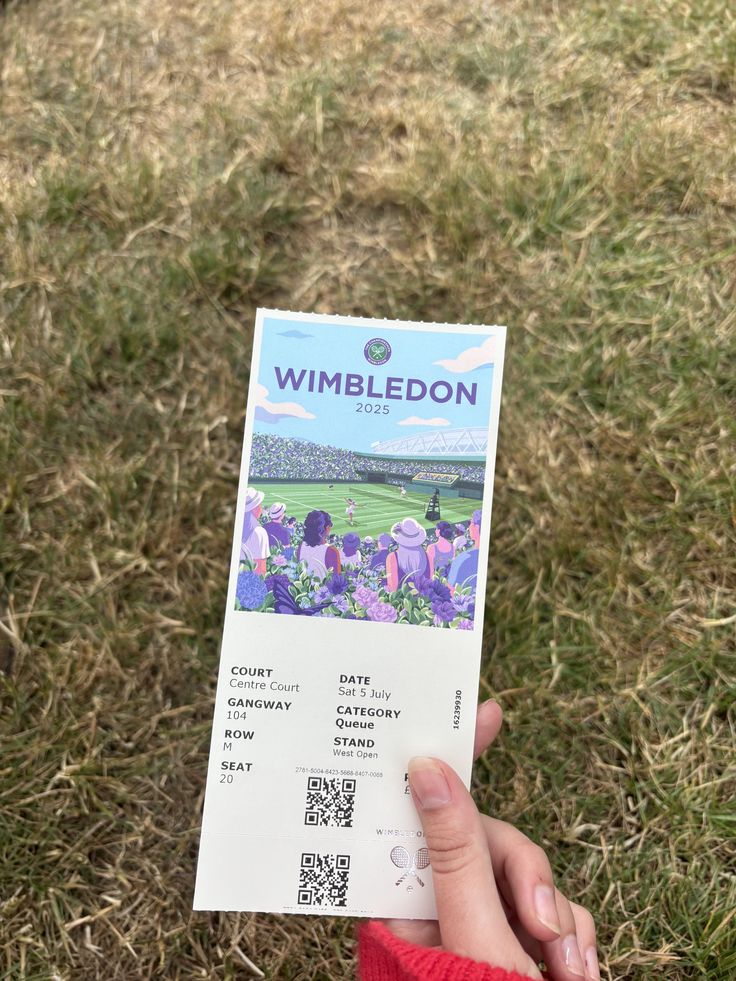 Photo by Charlotte Davies